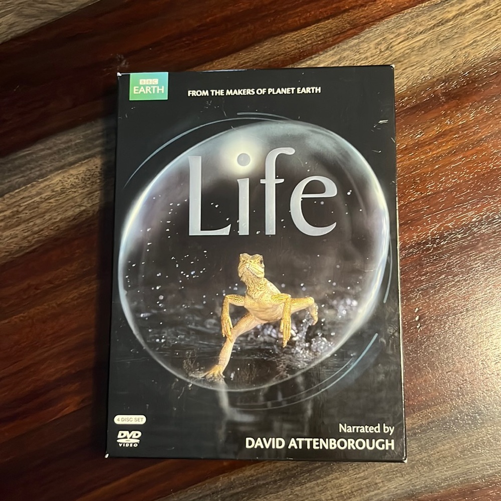 Life BBC earth 4 DVDs narrated by David Attenborough